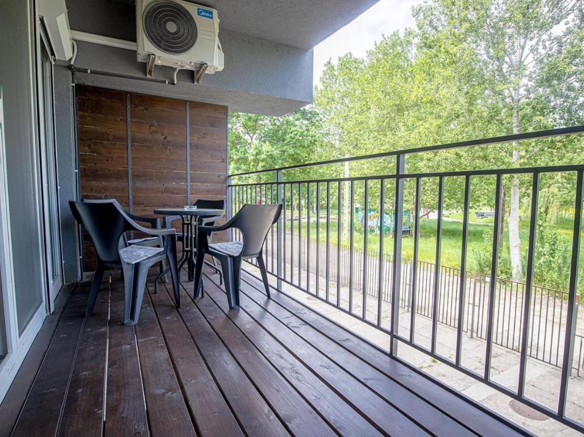 Апартаменты Tisza Gyongye Apartmanhaz Сегед Экстерьер фото