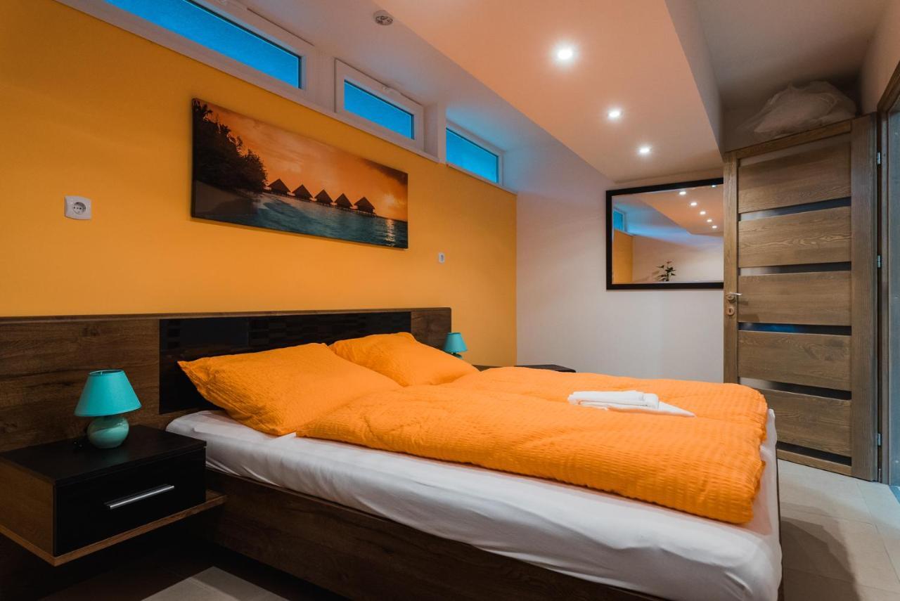 Апартаменты Tisza Gyongye Apartmanhaz Сегед Экстерьер фото